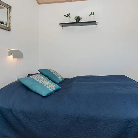 8 Person In * Ulfborg
